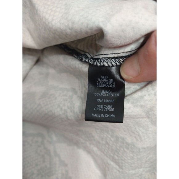 Torrid Size 4 Snakeskin Print Spaghetti Strap Fitted Tank Top Back Zipper Sexy - Picture 10 of 12